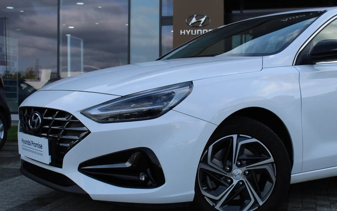 Hyundai I30 cena 88400 przebieg: 26746, rok produkcji 2022 z Mrocza małe 137